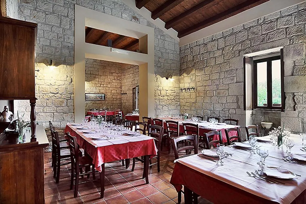 Agriturismo Il Melograno Cannizzara Italy